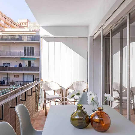 New Boliches 2nd Line With Parking Apartment Fuengirola