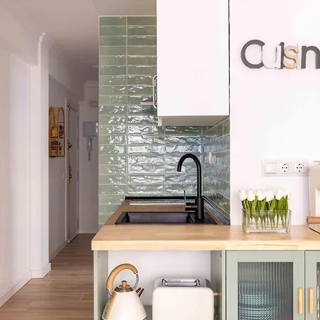 New Boliches 2nd Line With Parking Lejlighed