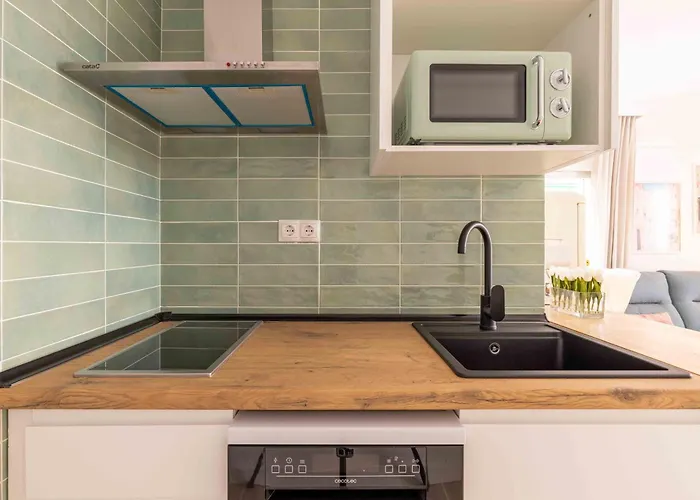 New Boliches 2nd Line With Parking 丰希罗拉